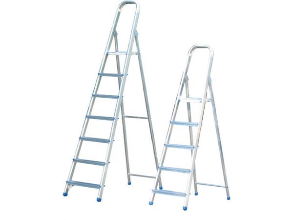 ESCALERA 7 PELDAÑOS EN-131